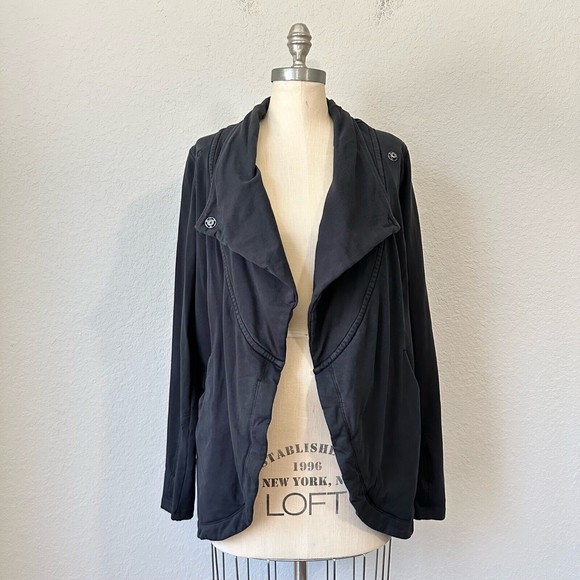 lululemon athletica Jackets & Blazers - LULULEMON That's A Wrap Jacket French Terry Asymmetric Snap Front Black